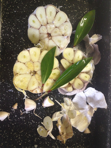 Garlic bulbs with Tasmanian Pepperleaves